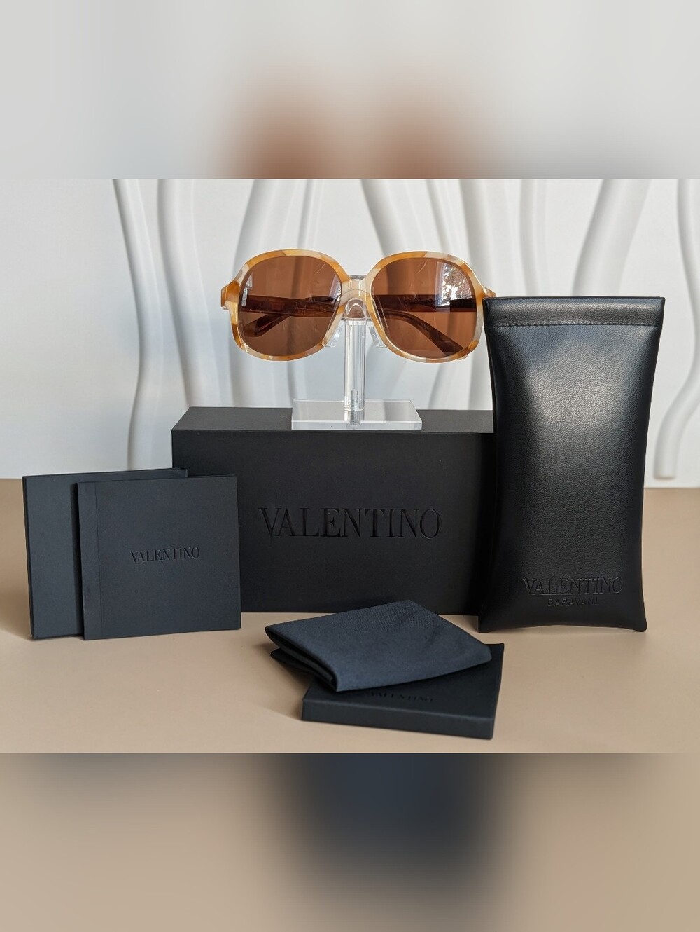 NWT Valentino Garavani Polarized Marble Brown Sunglasses Made in Italy - Picture 2 of 14